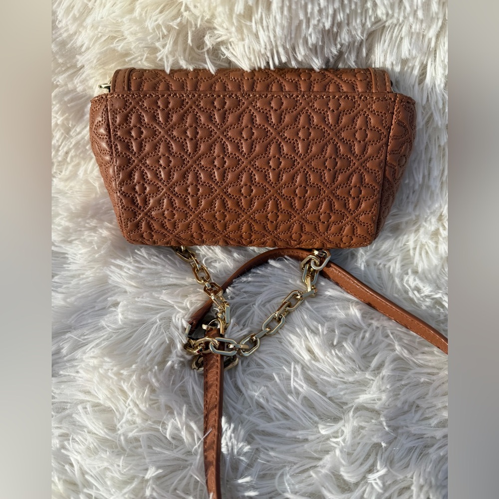 Tory Burch Signature Crossbody Bag - Picture 3 of 12